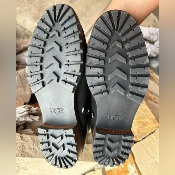 UGG Kilmer II black suede leather lace up boot w/ shearling lining Sz-7. F - Picture 13 of 14